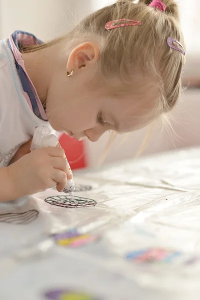 Dítě dívka kresba — Stock fotografie