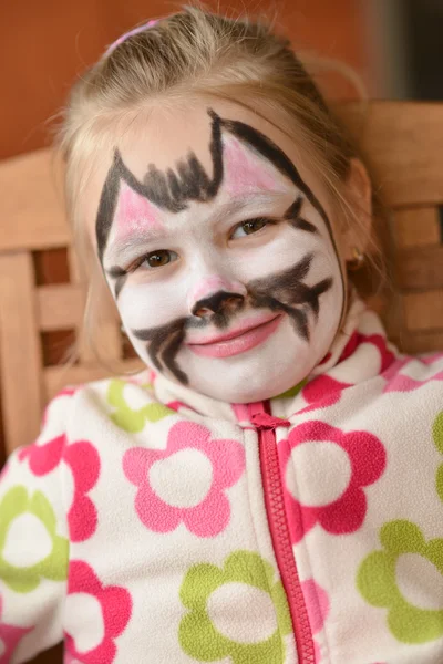 Dziewczyna z kotów makijaż twarzy — Zdjęcie stockowe
