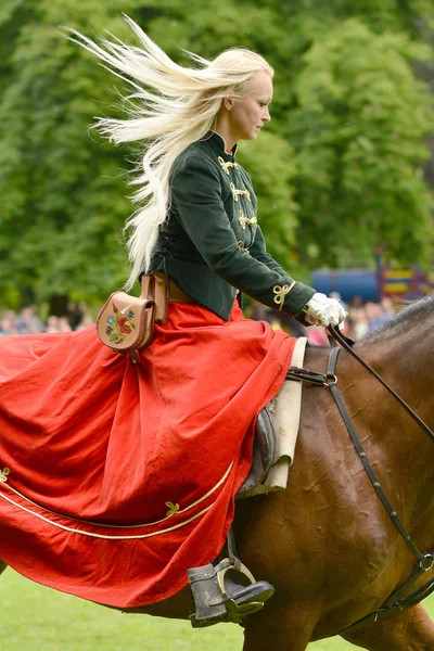 Mulher Hussar — Fotografia de Stock