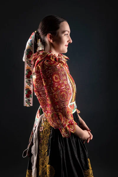 Geleneksel Elbiseli Güzel Slovak Kadın Slovakça Folklor — Stok fotoğraf