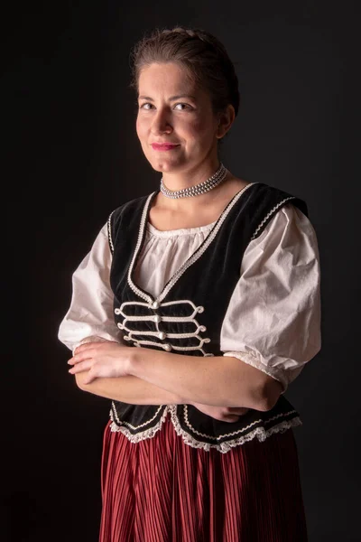 Retrato Joven Hermosa Mujer Ropa Tradicional Traje Medieval —  Fotos de Stock