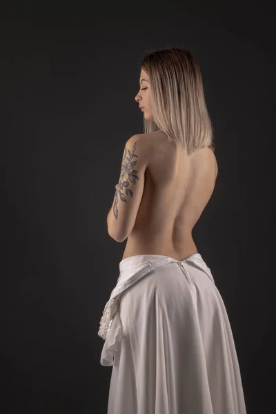 Sexy Noiva Voltar Vestido Noiva Mulher Tira Vestido Branco Visão — Fotografia de Stock