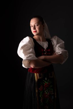 Slovak folkloru. Slovak halk kızı.
