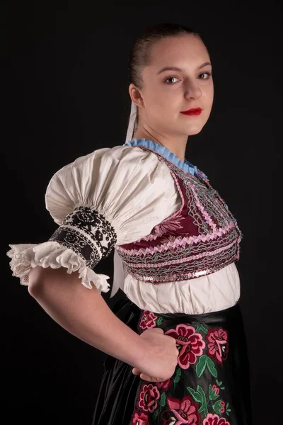 Menina Bonita Nova Vestido Tradicional Folclore Eslovaco Menina Folclórica Eslovaca — Fotografia de Stock