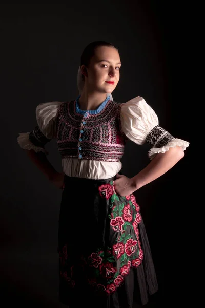 Young Beautiful Girl Traditional Dress Slovak Folklore Slovakian Folk Girl — Stock Photo, Image