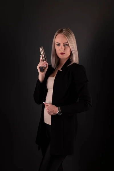 Sexig Ung Tjej Med Pistol — Stockfoto