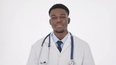 Beyaz Arkaplanda Afrikalı Doktor Görüntülü Sohbet 