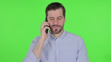 Smartphone 'da Konuşan Adamın Portresi, Yeşil Ekran