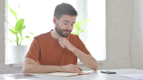 Creative Young Man Writing Letter Office — Stockvideo