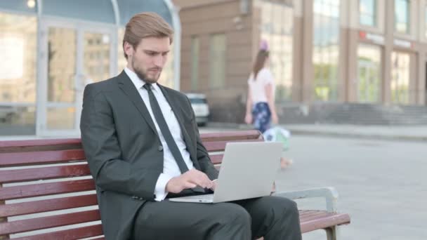 Middle Aged Businessman Laptop Looking Camera While Sitting Outdoor Bench — Stockvideo