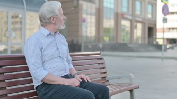 Senior Old Man Standing Leaving Sitting Bench Outdoor — Wideo stockowe