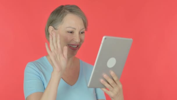 Video Call Tablet Senior Old Woman Red Background — Video Stock