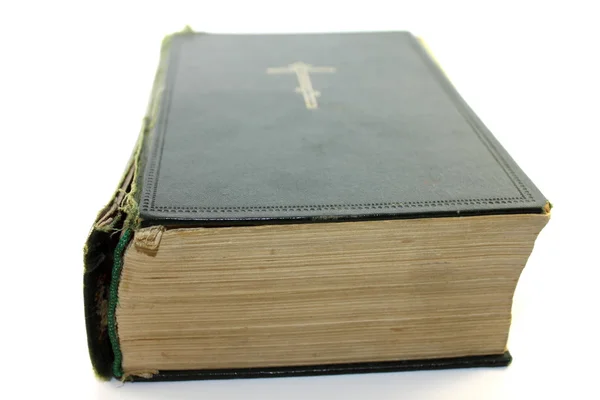 Bíblia sobre um fundo branco — Fotografia de Stock