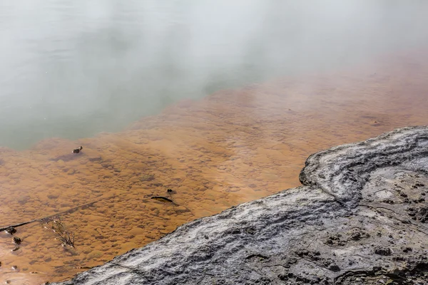 Wai-O-Tapu Sulfur Lake — Stock Photo, Image