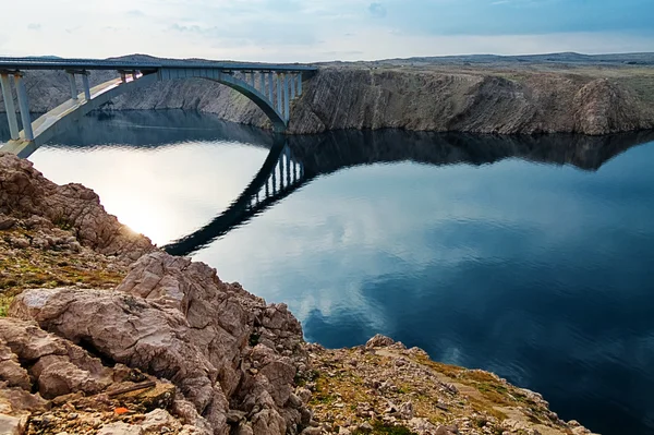 pag Island, Hırvatistan için köprü