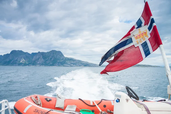 Norwegian flag on a speedboat — Stock Photo, Image