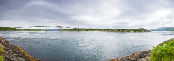 A pezsgőfürdő salstraumen, Norvégia, közben ben ment — Stock Fotó