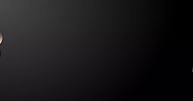 Siyah arka planda mutlu yıllar 2033