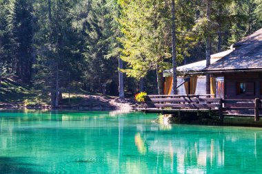 dağ gölü lago ghedina dinlenme alanı