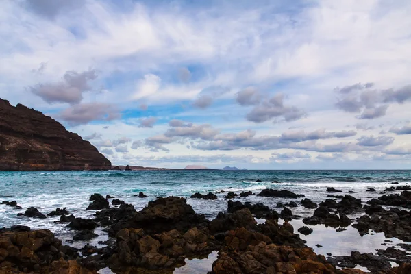 Strand van lansarote - Canarische eiland — Stockfoto