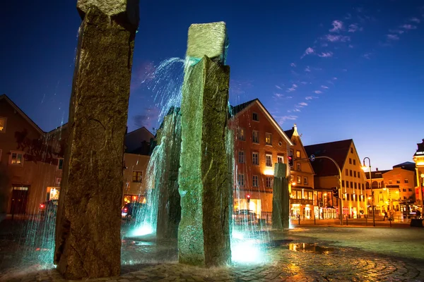 Eski Avrupa şehri fussen gece manzarası — Stok fotoğraf