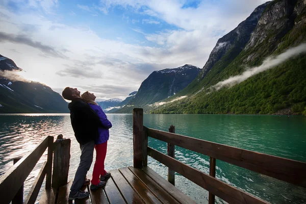 Silhouette of lovers — Stock Photo, Image