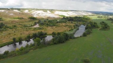 Hava aracı görüntüsü Dvurechansky Ulusal Doğal Parkı, Kharkov Bölgesi, Ukrayna