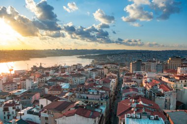 İstanbul Günbatımı Panoraması Altın Boynuz ve Galata ilçesine