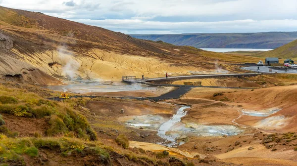 アイスランドのレイキャヤネス半島の地熱地帯 — ストック写真