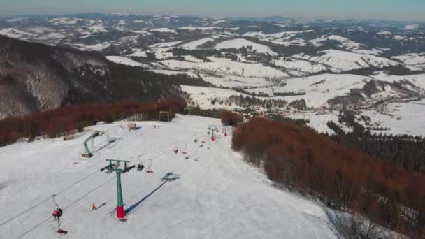 Aerial Drone Footage Ski Resort Pylypets Carpathian Mountains Sunny Day — Video Stock