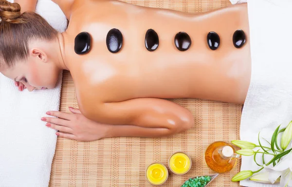 Woman getting massage — Stock Photo, Image