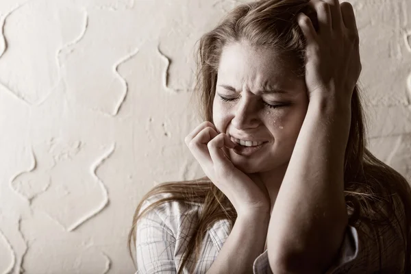 Crying woman — Stock Photo, Image