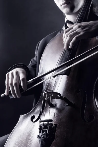 Csellista játszik klasszikus zene — Stock Fotó