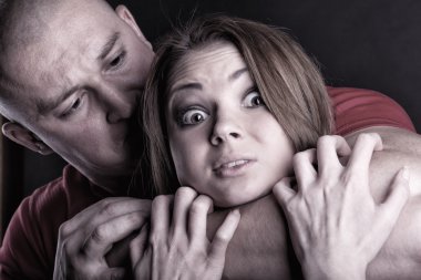 Aile içi şiddet mağduru kadın 