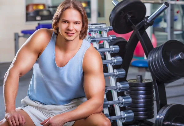 Athlete in the gym — Stock Photo, Image