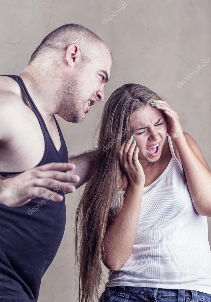 бить женщину фото