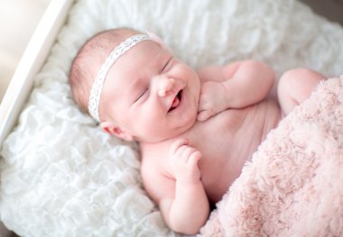 Bebe nina