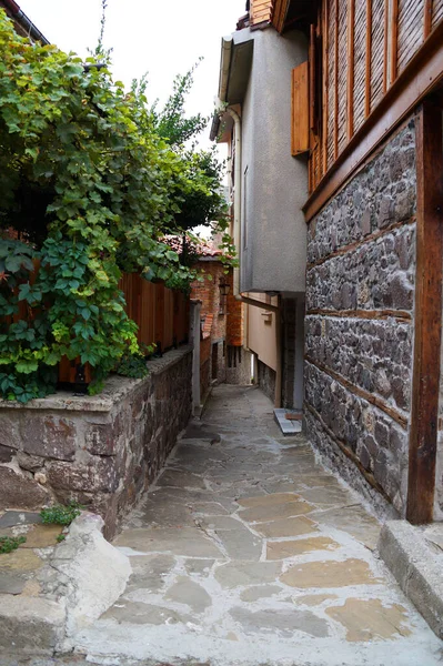 Estrecha Calle Adoquinada Del Casco Antiguo Sozopol Bulgaria — Foto de Stock