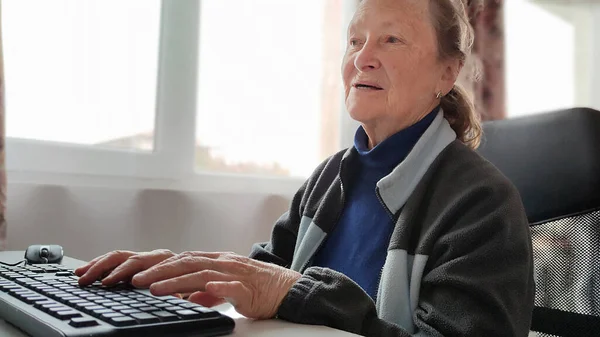 Elderly Woman Working Home Computer — Stock Photo, Image