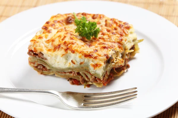 Boční pohled na homemad lasagne — Stock fotografie