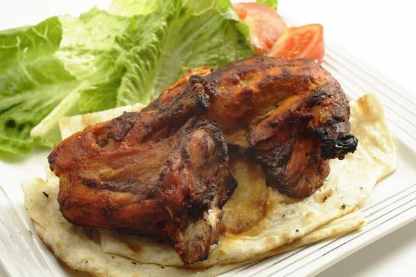 Vista lateral de pollo Tandoori —  Fotos de Stock