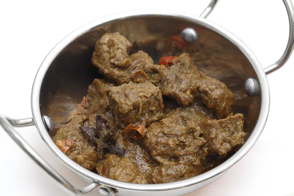 Spicy Madras beef curry in kadai — Stock Photo, Image