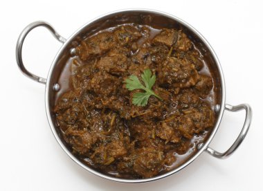 Methi gosht veya kuzu Çemen otu yaprakları ile