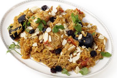 tavuk kabsa yemeği yukarıda