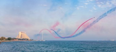 doha Körfezi üzerinde akrobasi