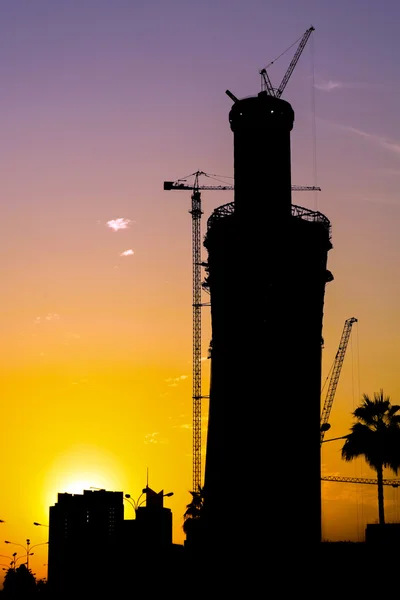 Construction tour Doha silhouette — Photo