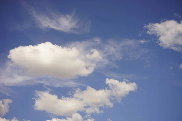 Summer Background Lovely Blue Sky White Fluffy Clouds — Φωτογραφία Αρχείου