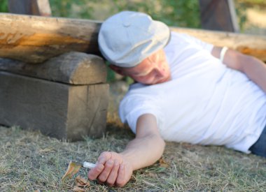 aşırı doz ayırdığınız bağımlısı adam faintedafter