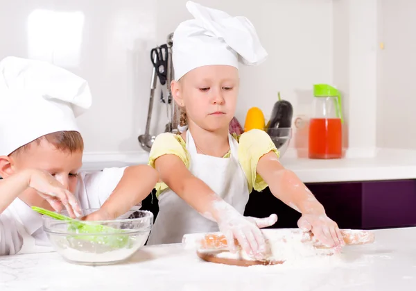 Teamwork in de keuken — Stockfoto