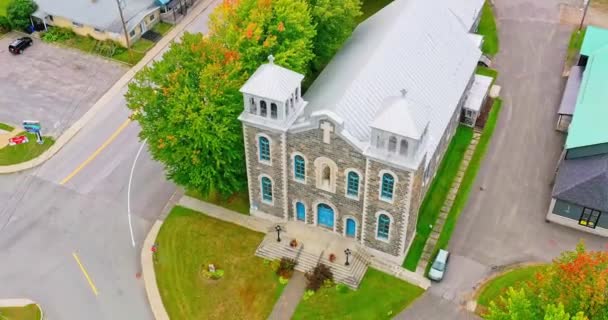 Drone View Flying Surrounding Church Filming Almost Straight Sainte Genevieve — Stock Video